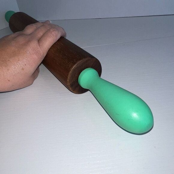 Thyme & Table Wooden Rolling Pin Green Handles Pie Pastry Kitchen Utensils - Picture 6 of 6
